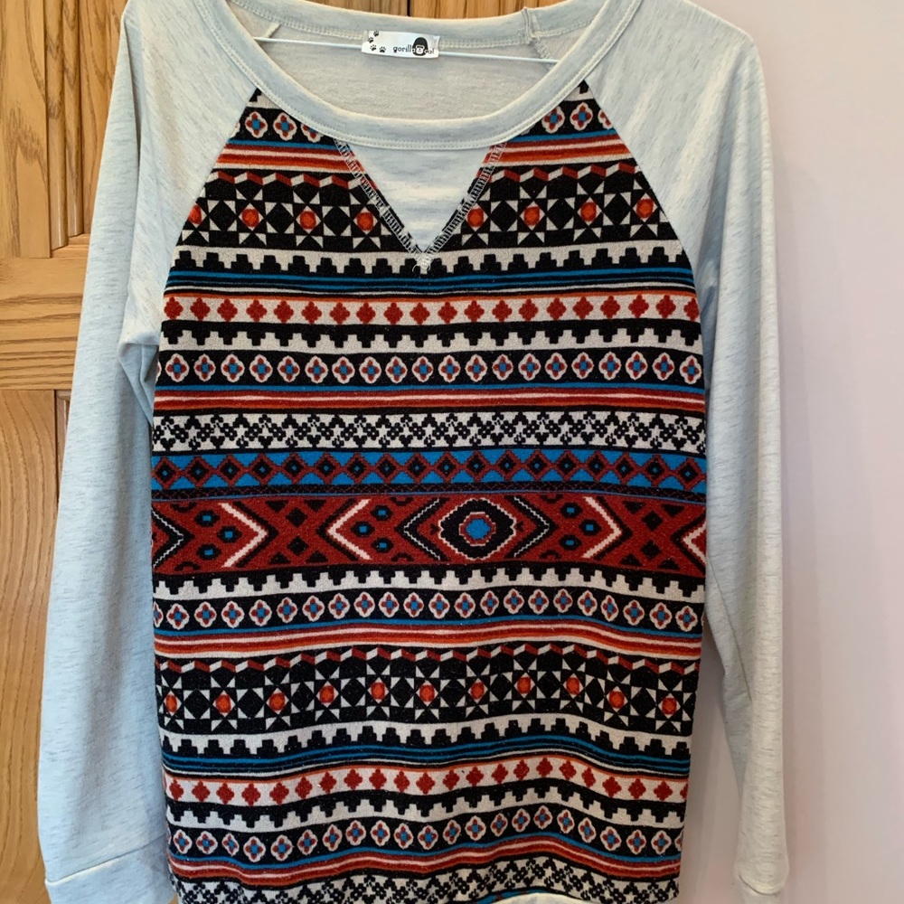 Women’s sweatshirt